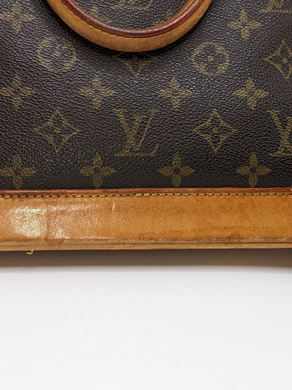 Louis Vuitton Alma GM Monogram Canvas Handbag – Vintage
